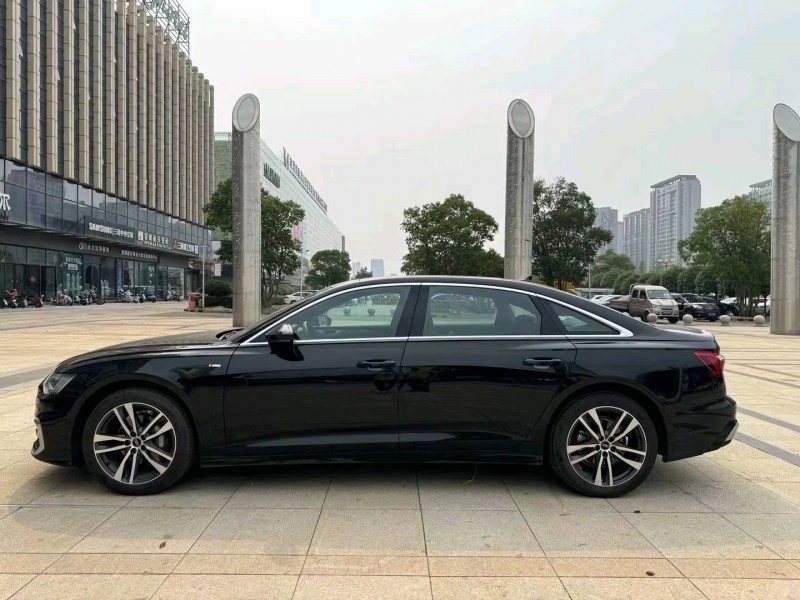 枣庄23年奥迪A6L8