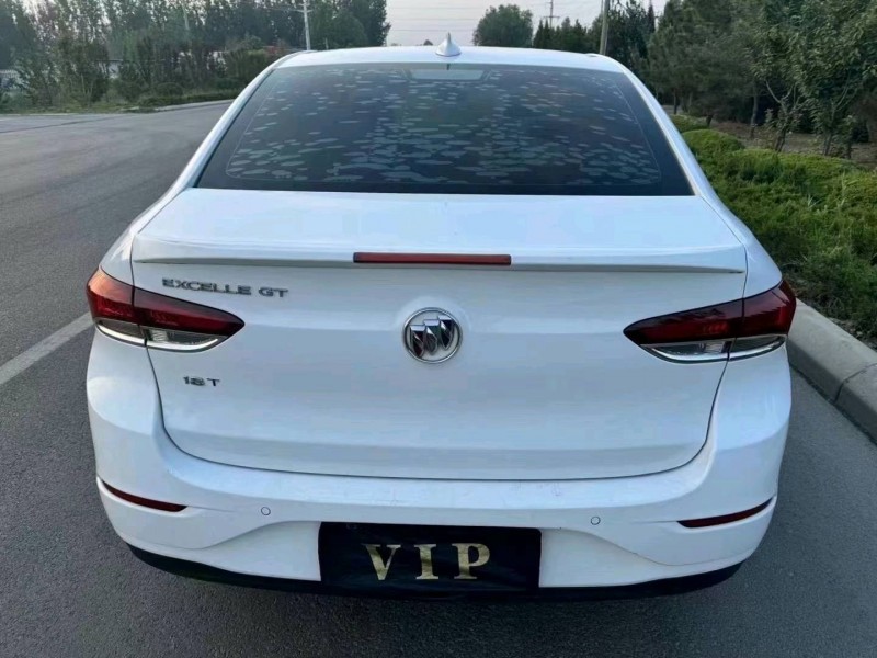 枣庄18年别克英朗6