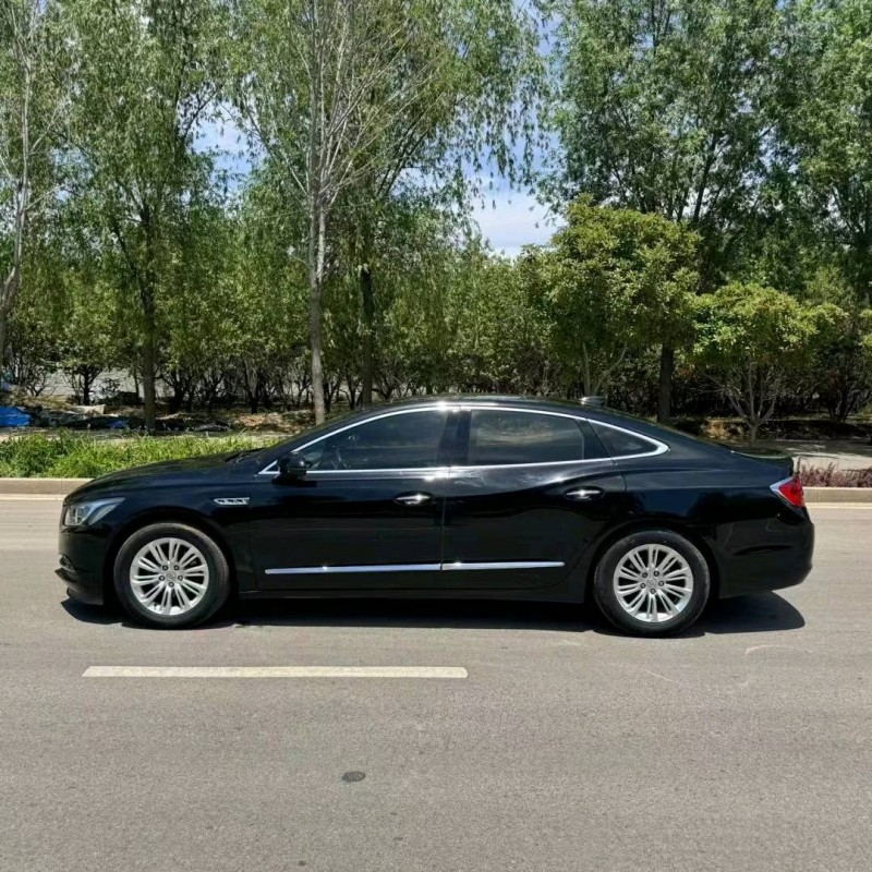 枣庄17年别克君越7