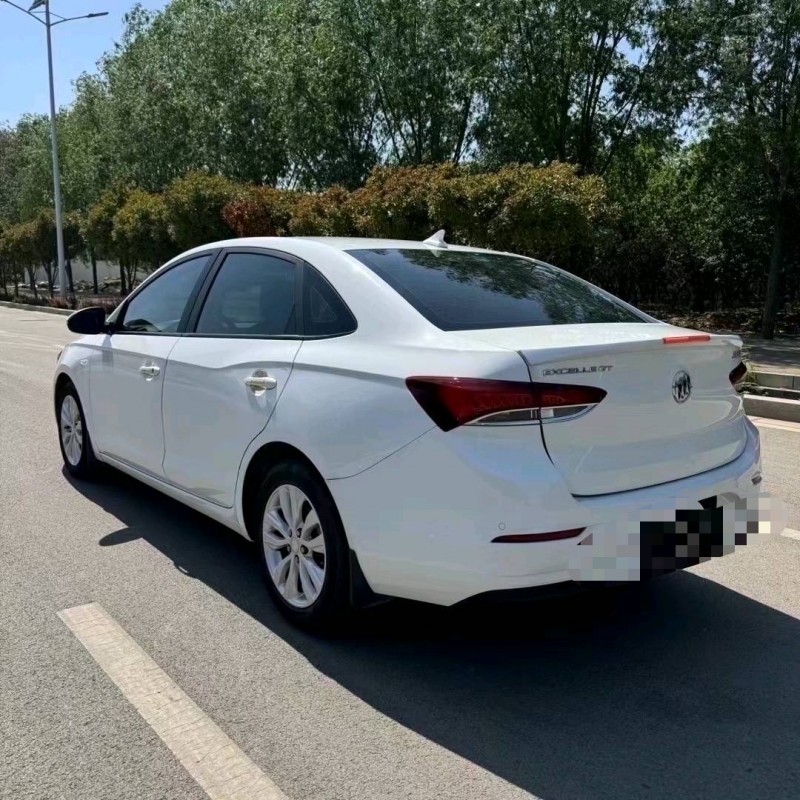 枣庄21年别克英朗8