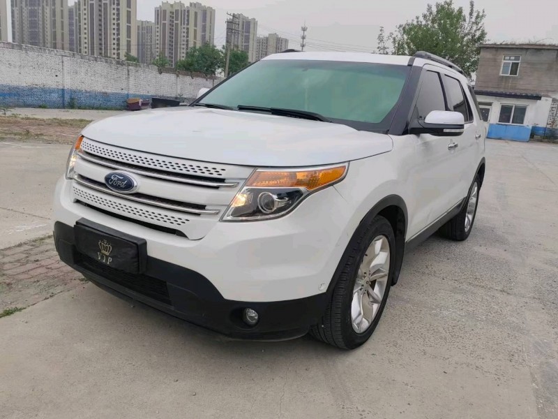 邢台15年福特探险者2