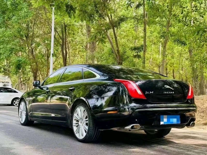 枣庄10年捷豹XJL8