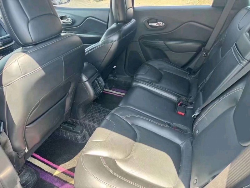 东营16年Jeep自由光4