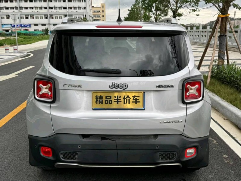 珠海17年Jeep自由光4