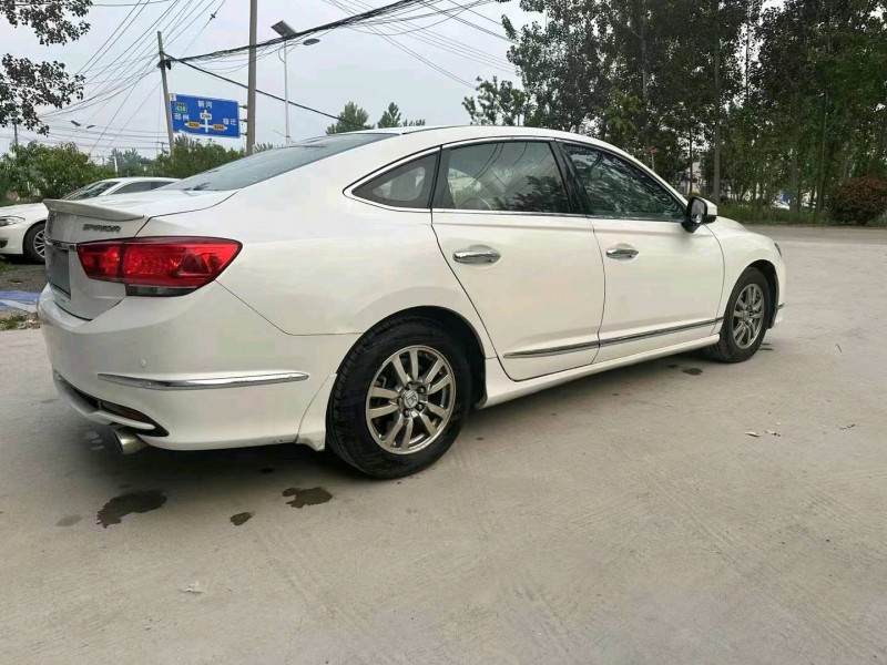 徐州16年本田思铂睿6