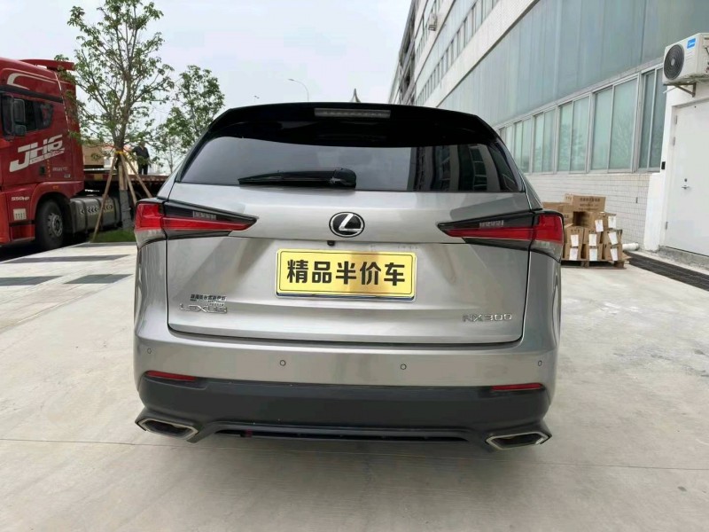 珠海18年雷克薩斯NX4