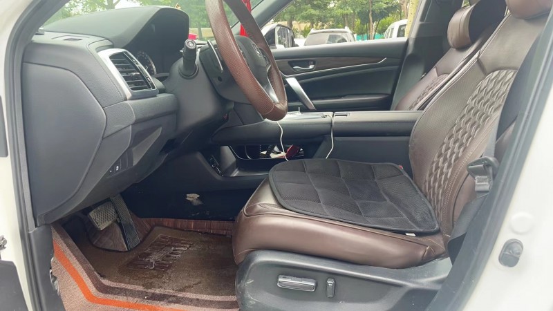 佛山19年本田URV5