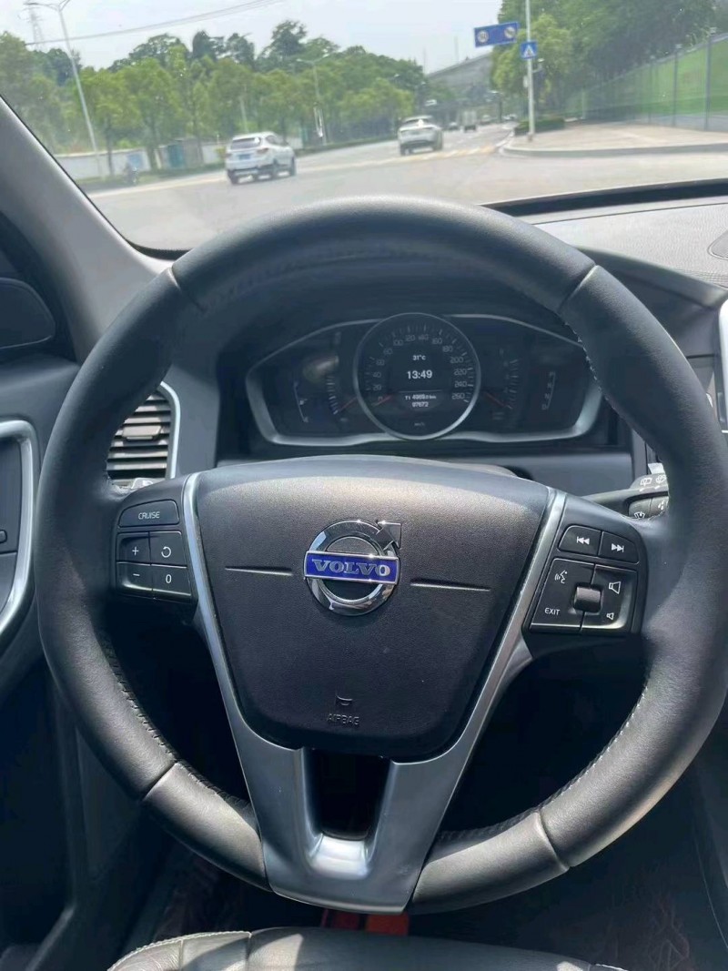 宜昌17年沃爾沃XC608