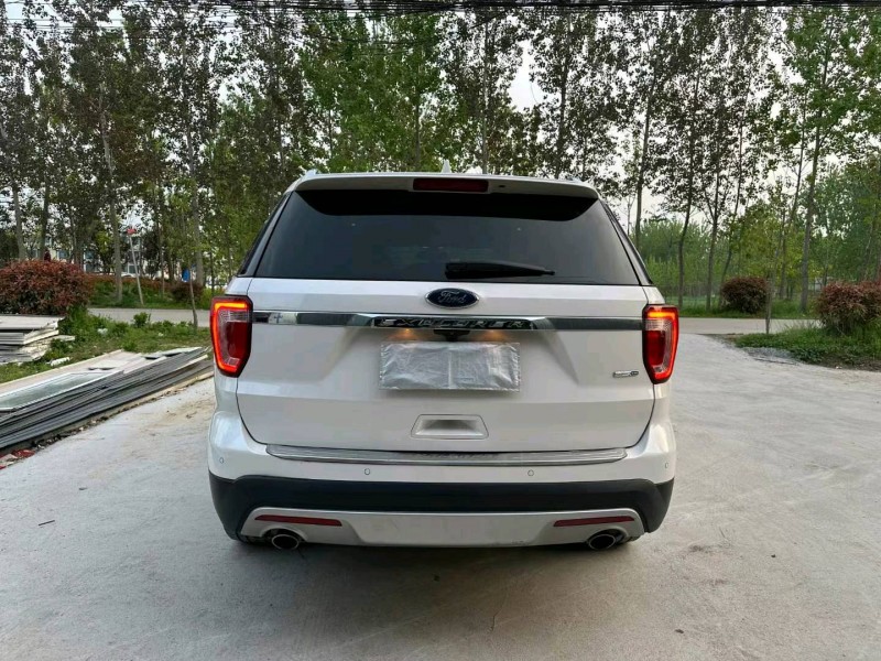 徐州17年福特探险者9