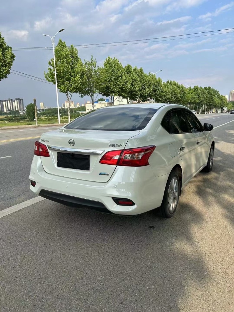 南陽17年日產軒逸7