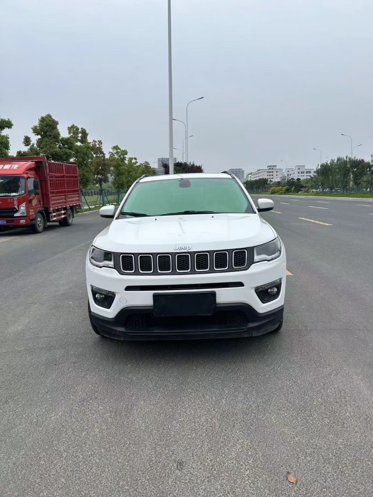 南陽20年Jeep指南者1