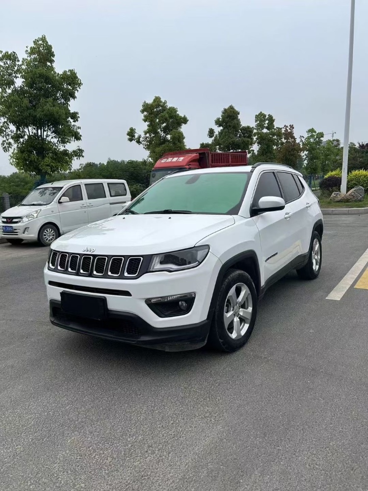 南陽20年Jeep指南者8
