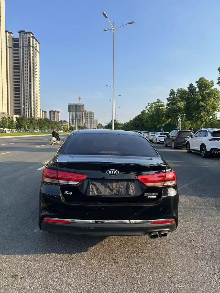 南陽15年起亞K49