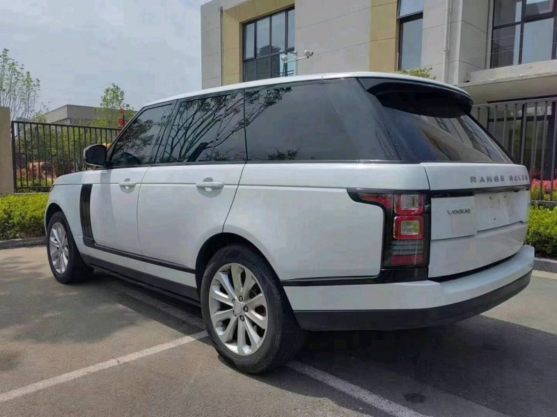 青岛15年路虎揽胜行政8