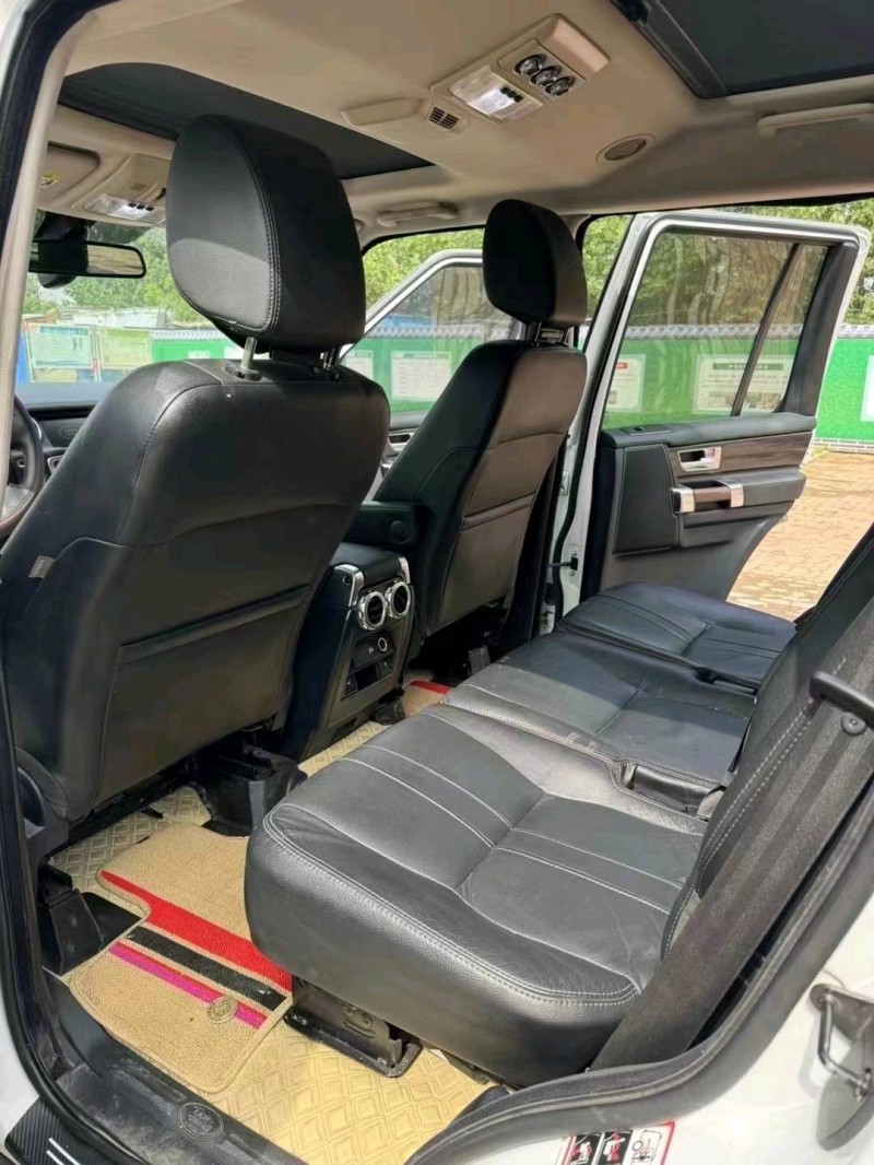 青岛14年路虎发现3