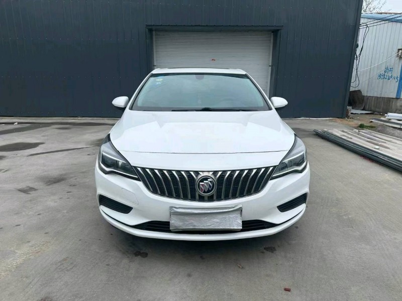 徐州17年别克威朗1