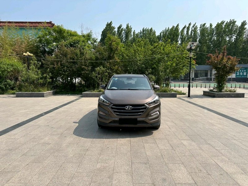 济南17年现代途胜1