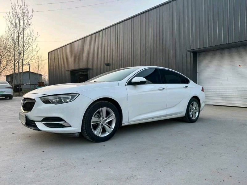 徐州18年别克君威3