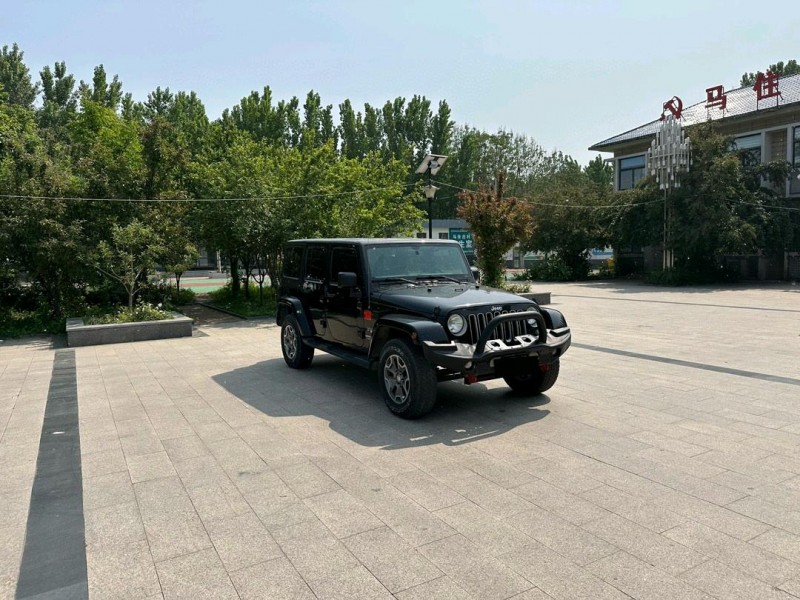 济南18年Jeep牧马人3