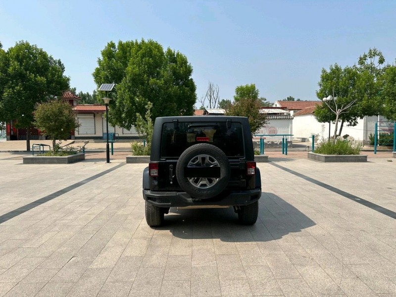 济南18年Jeep牧马人9