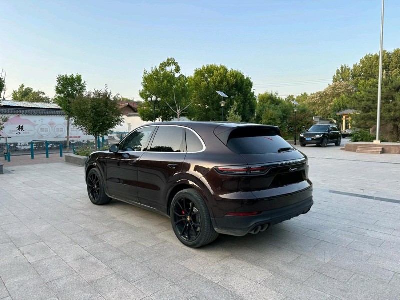 济南21年保时捷卡宴8