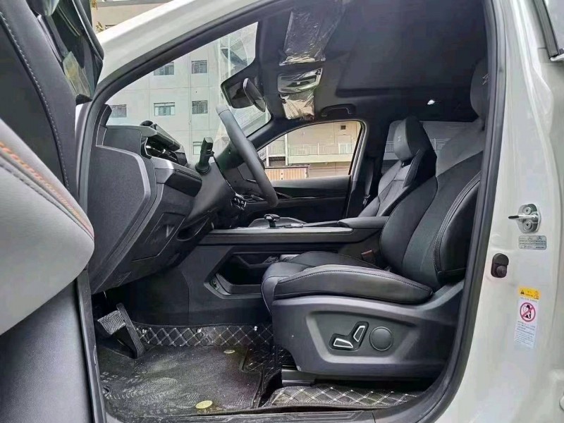 赤峰24年長安汽車歐尚2