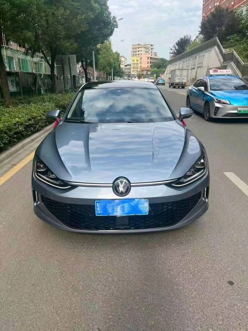 枣庄23年大众凌渡1
