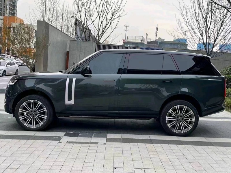 徐州22年路虎揽胜行政8