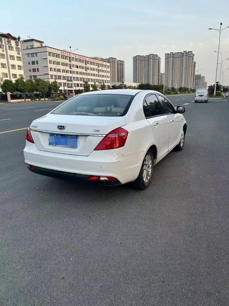 南陽17年吉利帝豪2