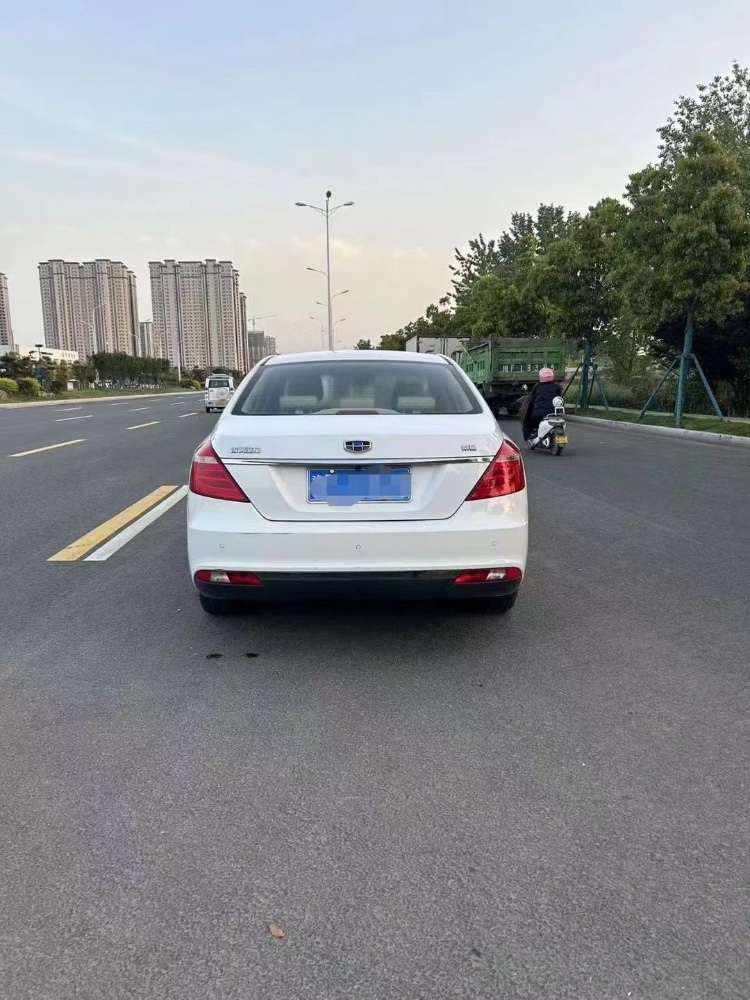 南陽17年吉利帝豪3