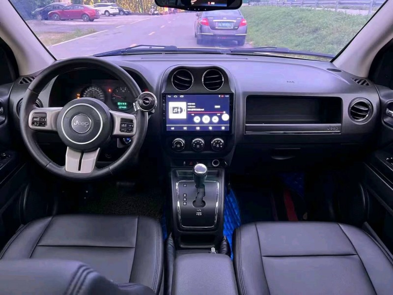 邵阳13年Jeep指南者4