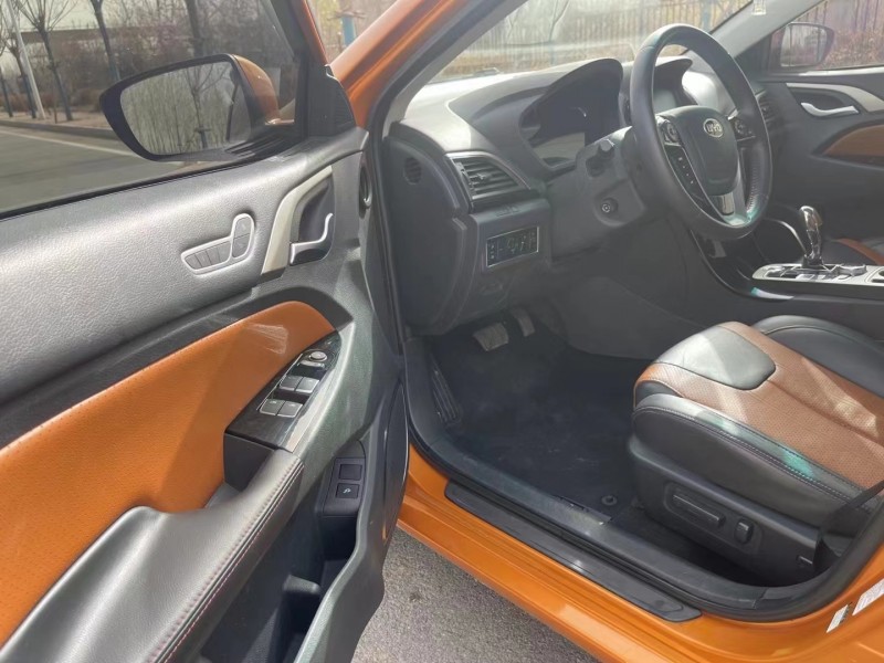 廊坊16年比亚迪秦8