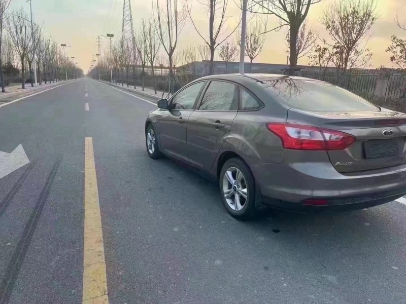 廊坊14年福特福克斯5