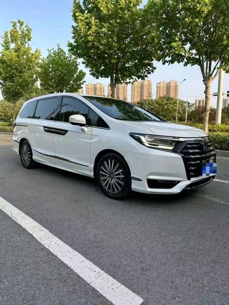 东营22年本田艾力绅3