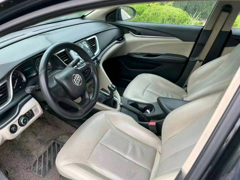 淄博15年别克英朗GT4