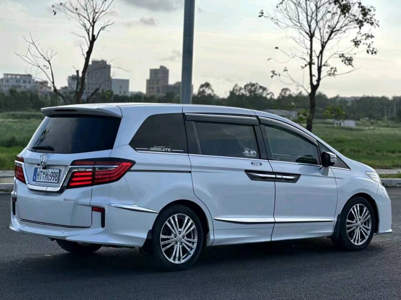 汕头16年本田艾力绅4