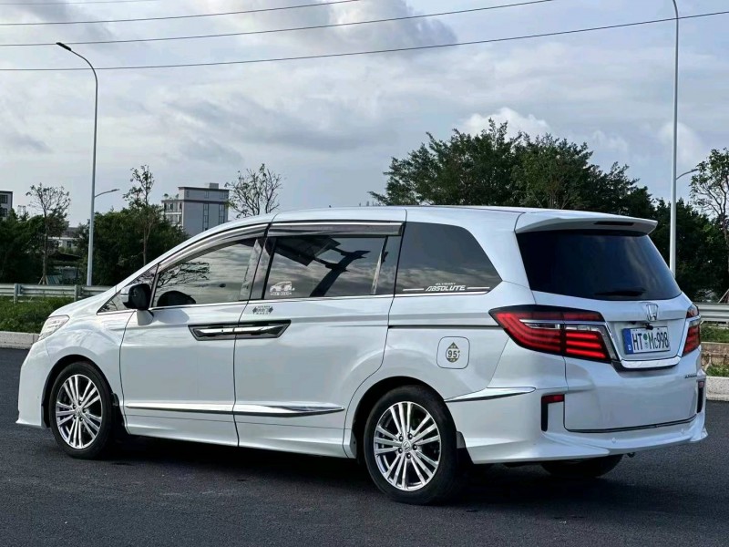 汕头16年本田艾力绅7