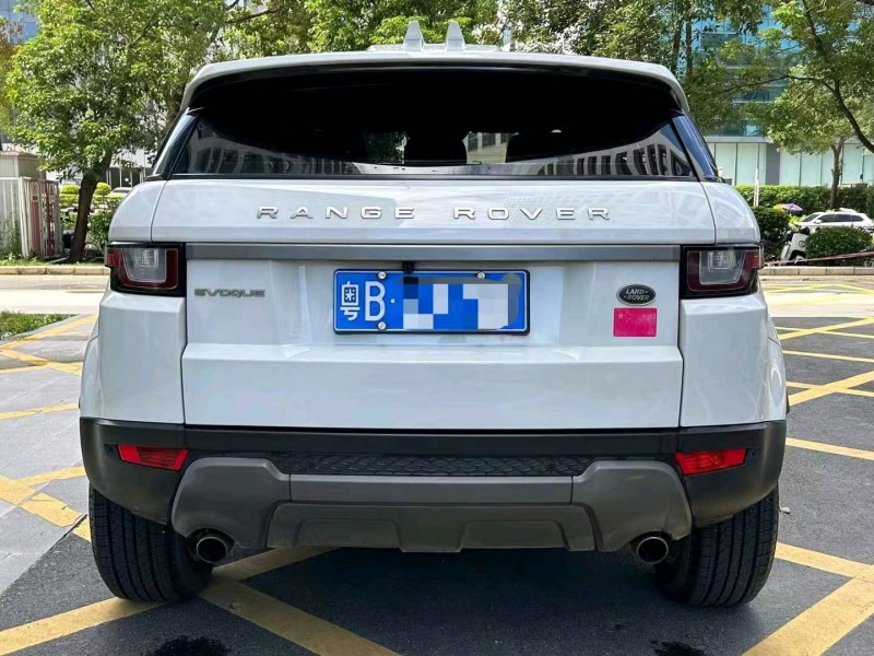 汕头17年路虎极光6