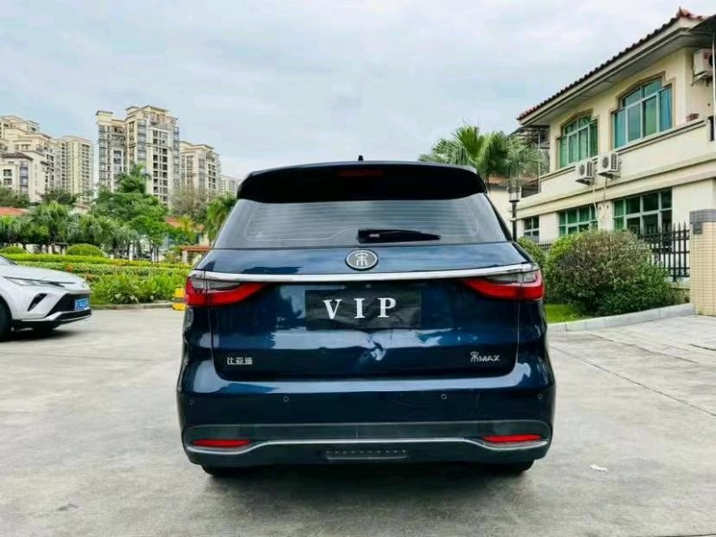 汕头18年比亚迪宋MAX5