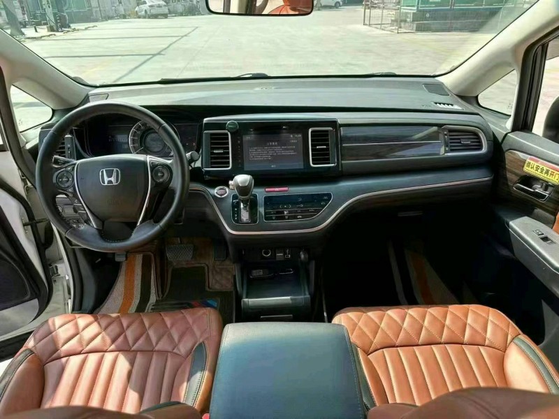 汕头17年本田艾力绅6