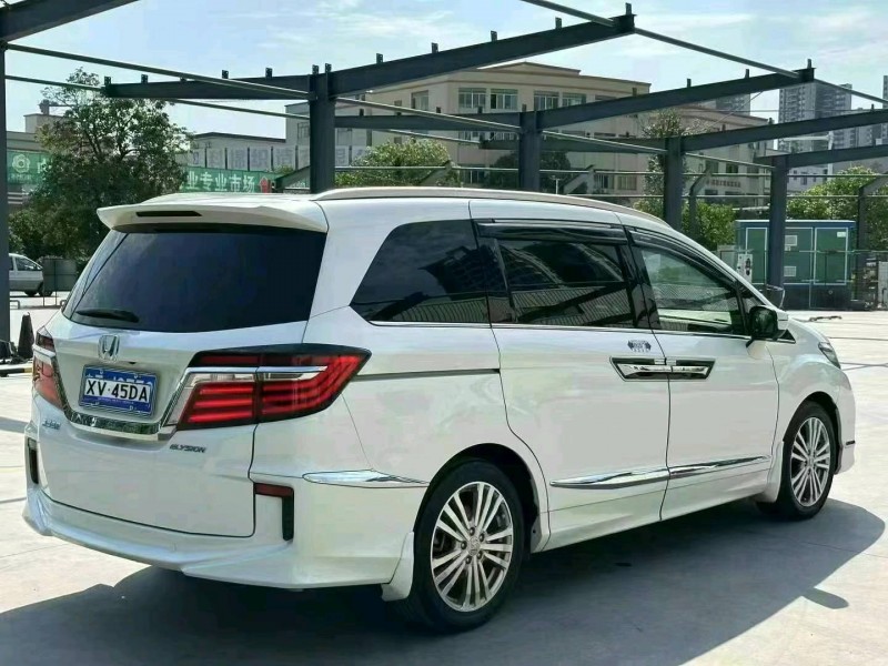 汕头17年本田艾力绅7