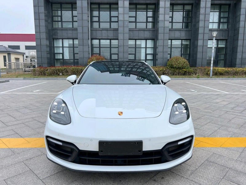 盐城21年保时捷帕拉梅拉1