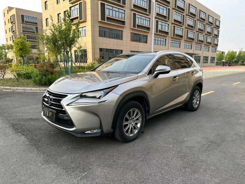 徐州16年雷克萨斯NX3