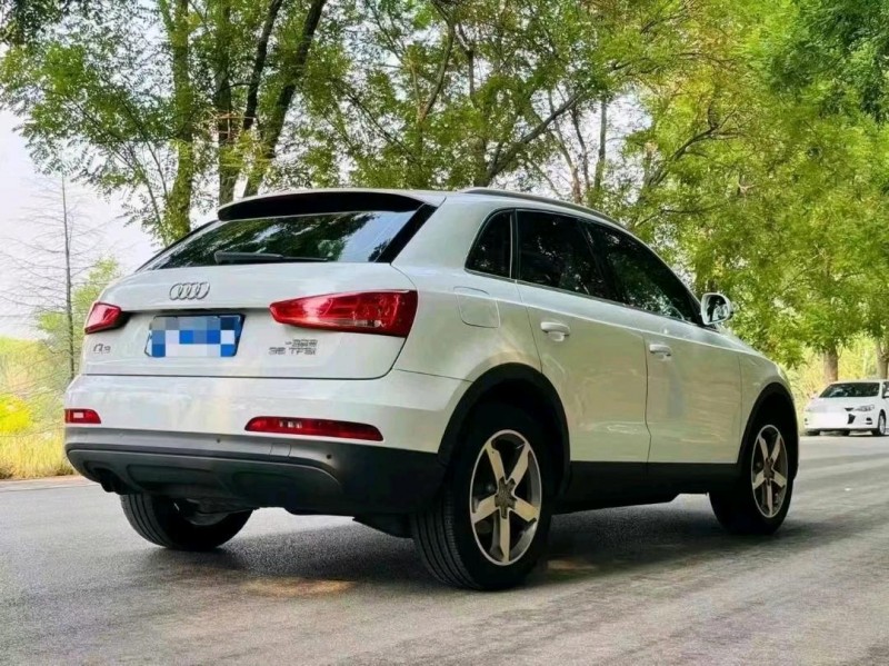 东营16年奥迪Q33
