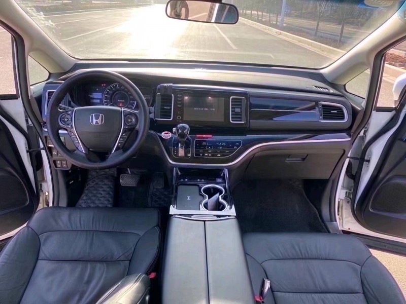 枣庄20年本田艾力绅4