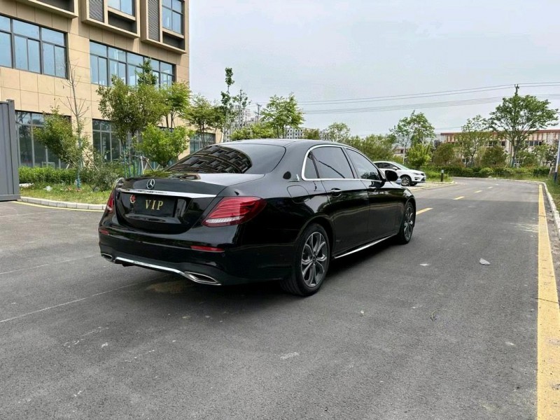徐州20年奔驰E8