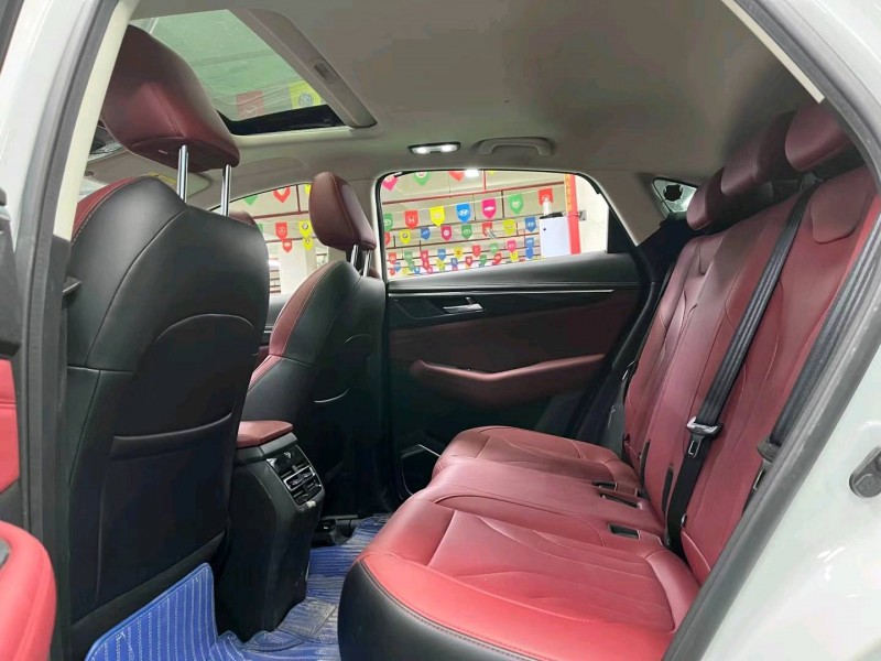 成都20年长安汽车CS856