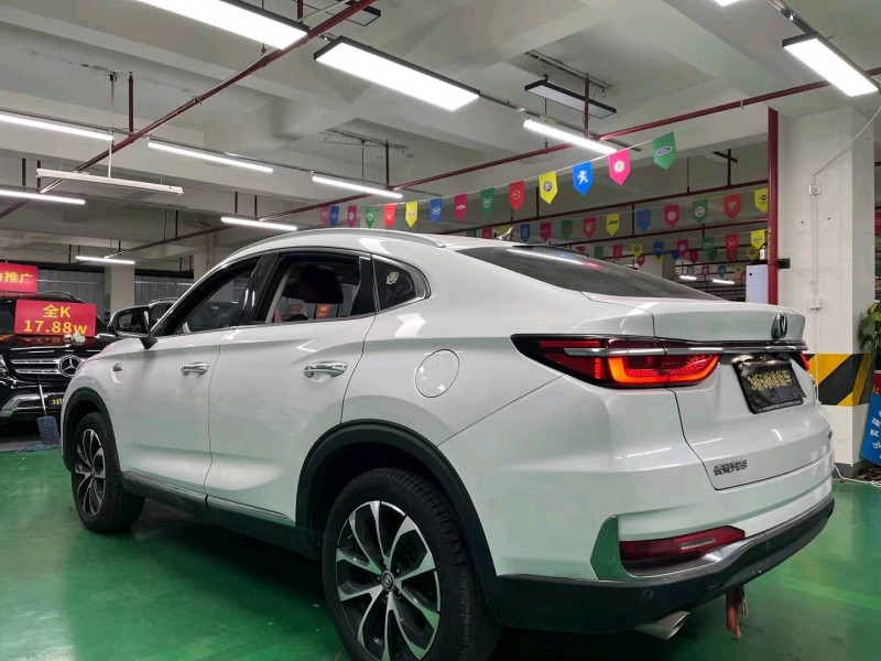 成都20年长安汽车CS859