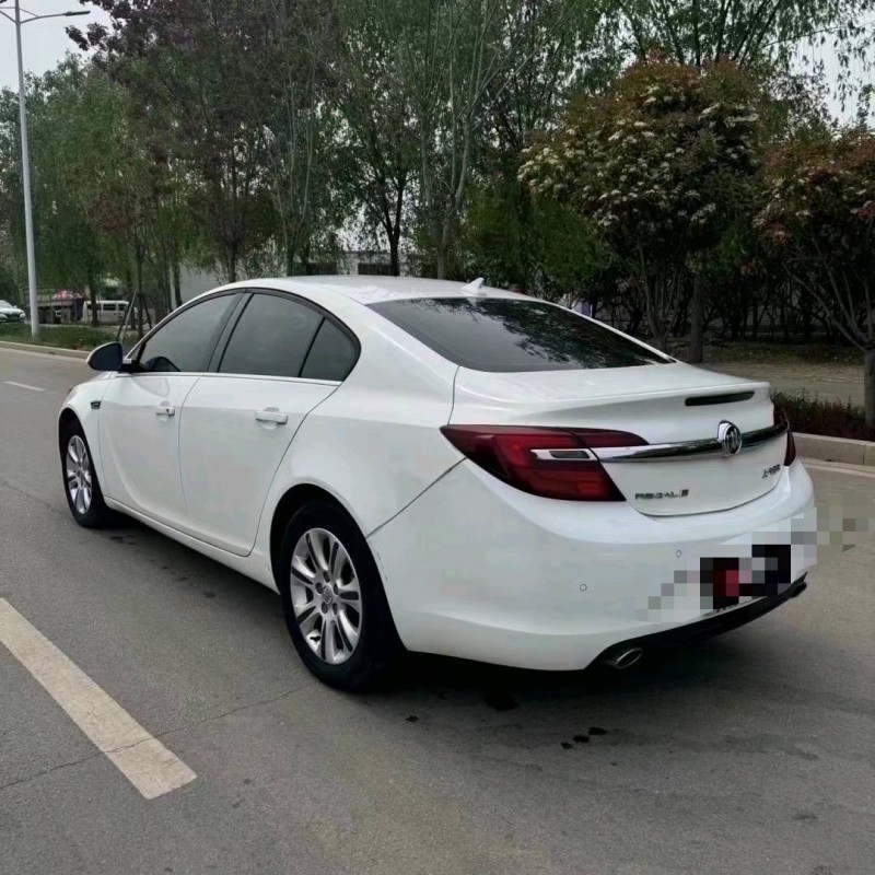 枣庄17年别克君威8