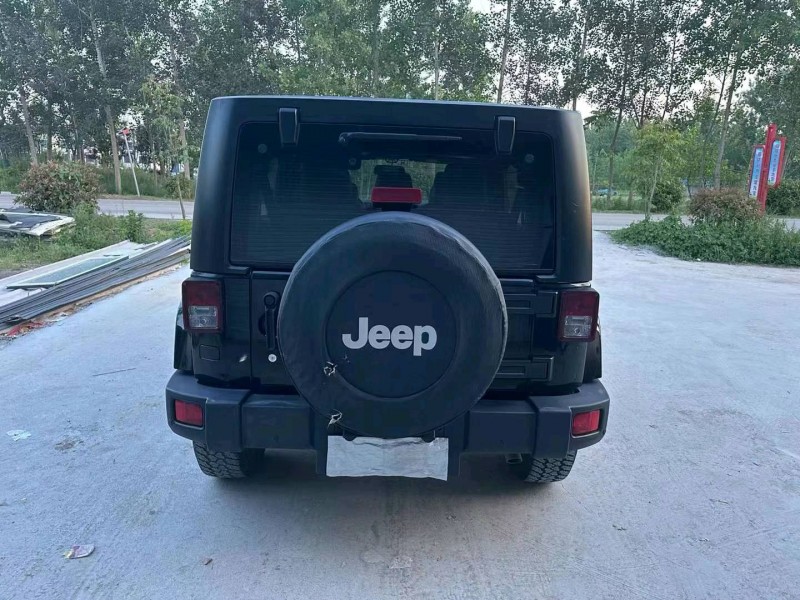 徐州18年Jeep牧马人9